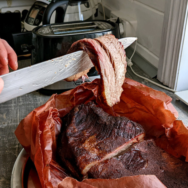 Бумага мясника Suckle Busters Pink Butcher Paper, розовая, 61 см, 45 м — изображение 6
